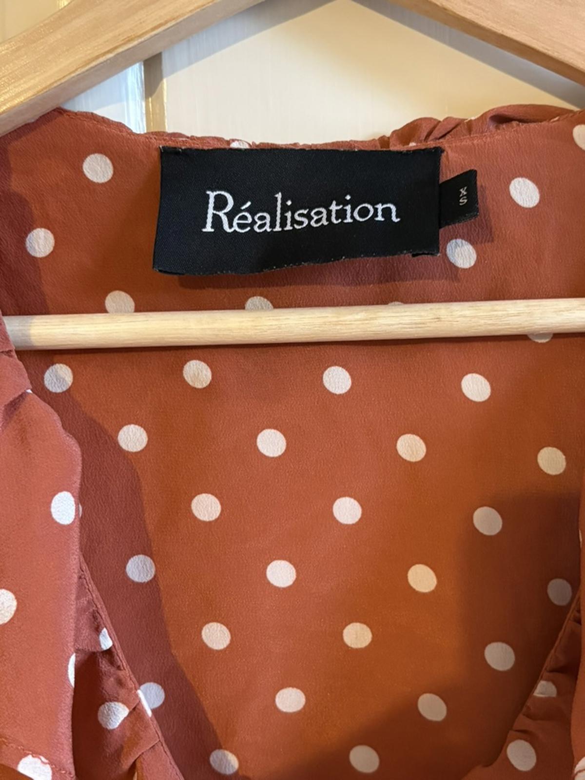 Réalisation Par Cher Top French Girl Polka Dot Wrap Blouse – Size XS, Rust Spot