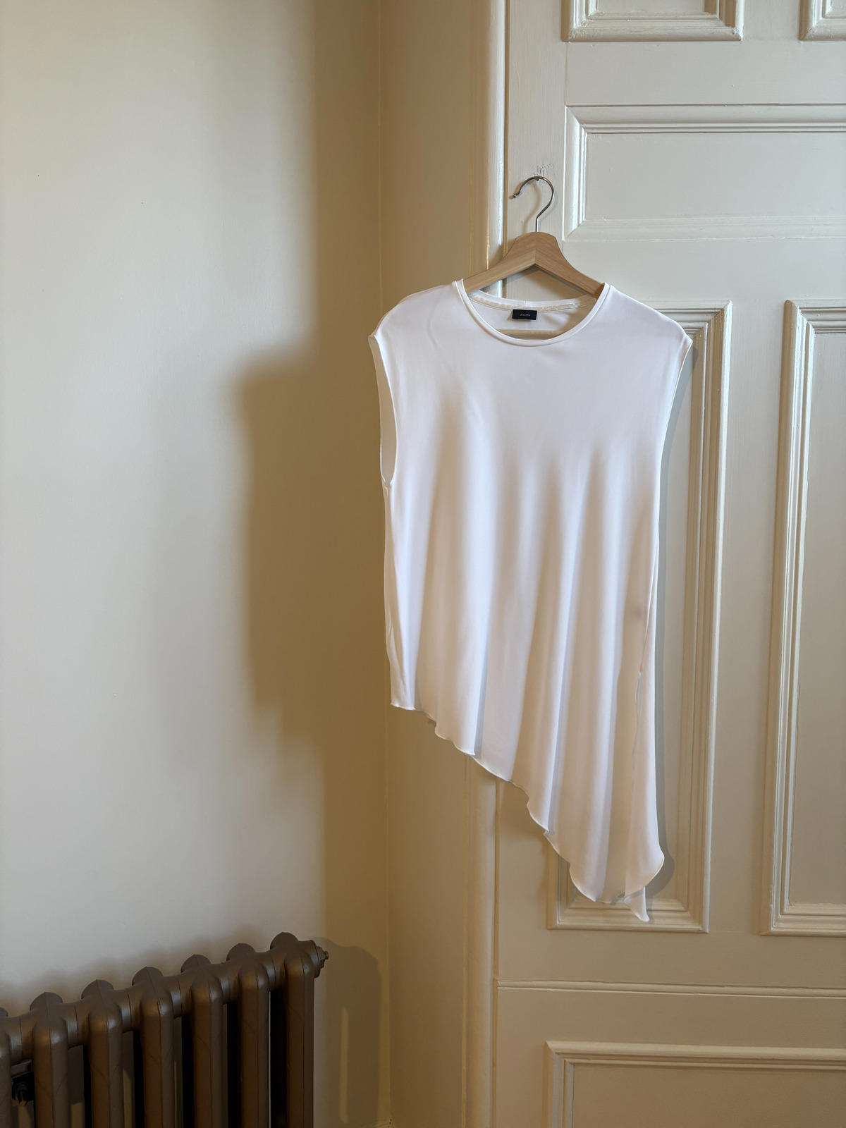 Joseph Asymmetric Minimalist Sleeveless Top in White. Size Small S