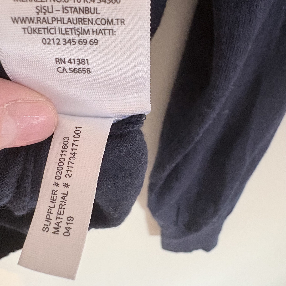 Polo Ralph Lauren | Navy Wool Silk cashmere blend V-Neck Jumper | Preppy | M