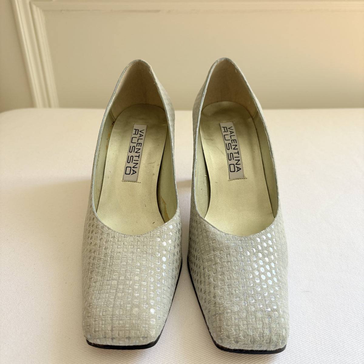 Valentina Russo | Vintage Leather Court Shoes | Silver Grey | US 7 UK 4.5
