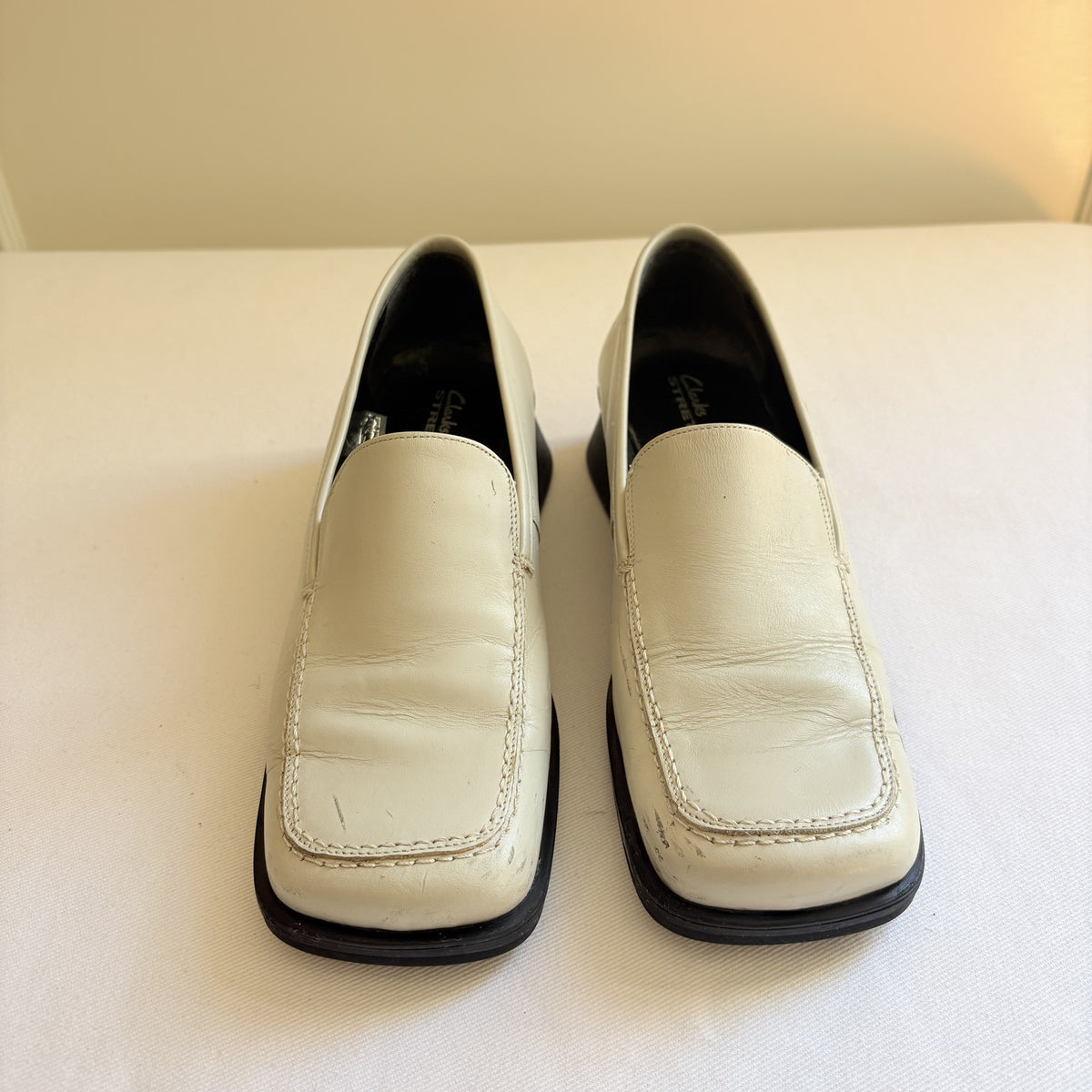Vintage Clarks | Leather Square Toe Loafers | Cream | 90s Y2K | UK 5.5