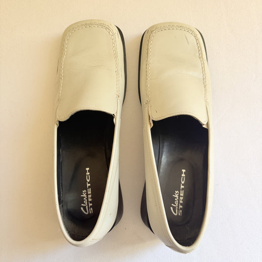 Vintage Clarks | Leather Square Toe Loafers | Cream | 90s Y2K | UK 5.5