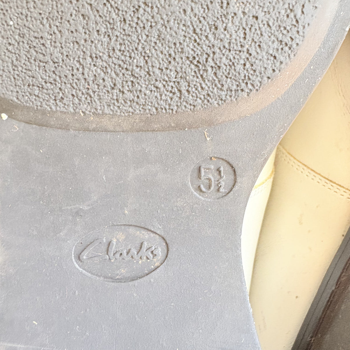 Vintage Clarks | Leather Square Toe Loafers | Cream | 90s Y2K | UK 5.5