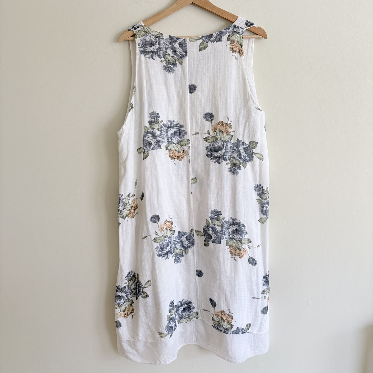 Vintage Italian Floral Midi Dress, White & Blue, Soft Romantic, Italian Summer