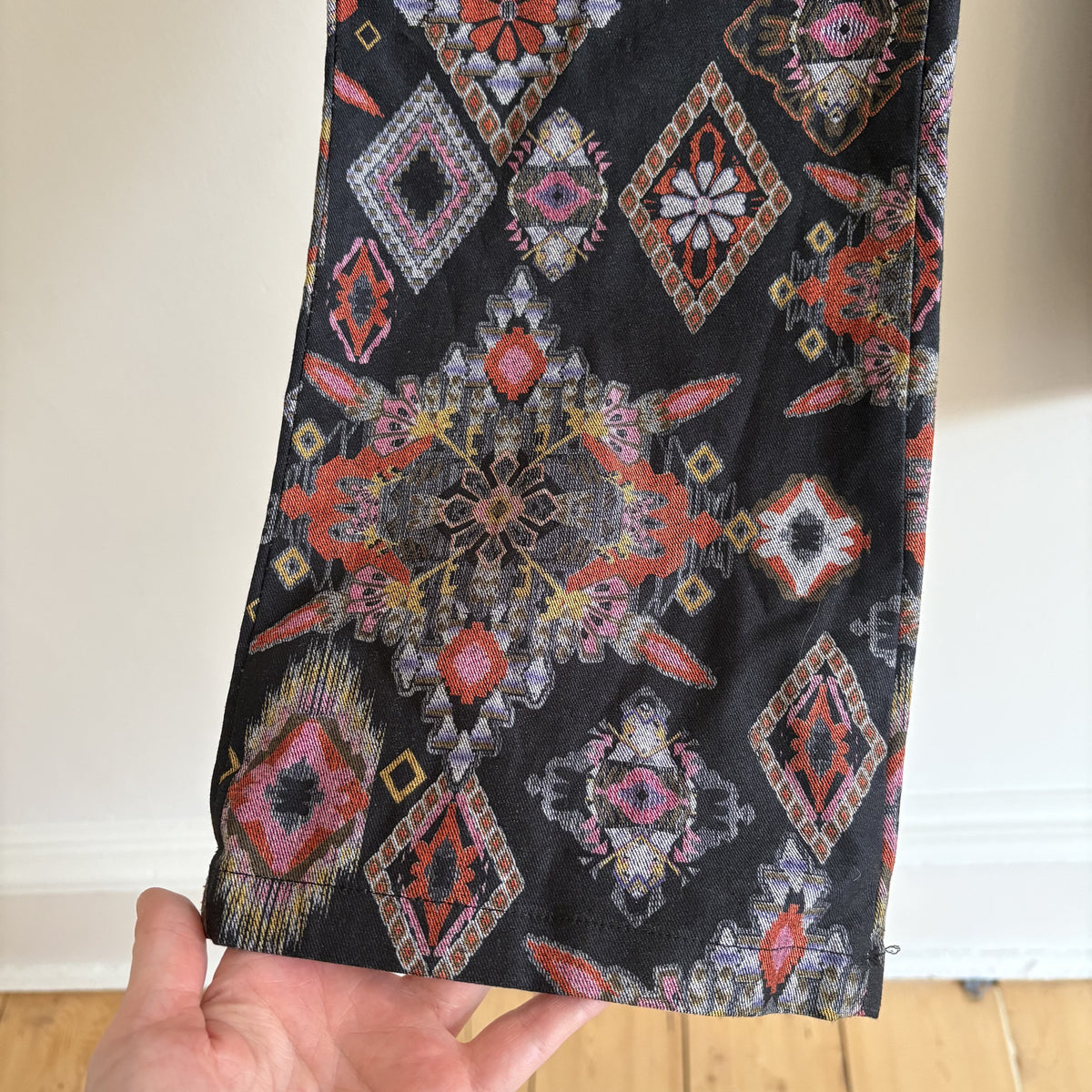 Vintage Zara Printed Trousers, Black Multi, XS, Whimsigoth, Boho, Folk, 90s
