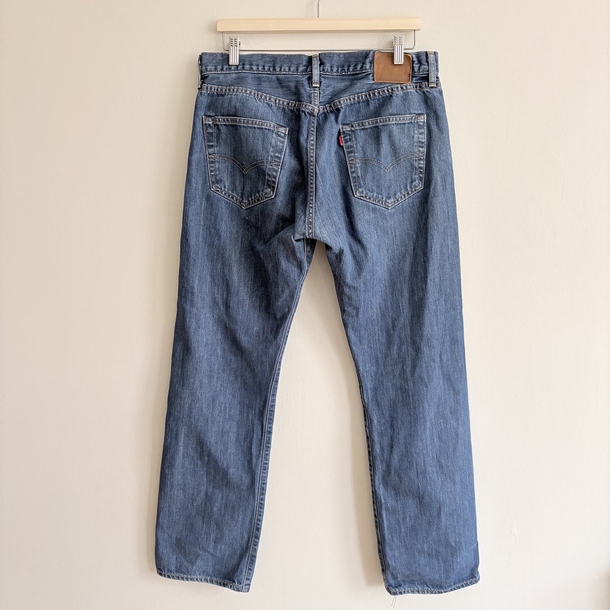 Levi’s 501 | Original Straight Leg Jeans | Mid Blue Denim | W34 L32