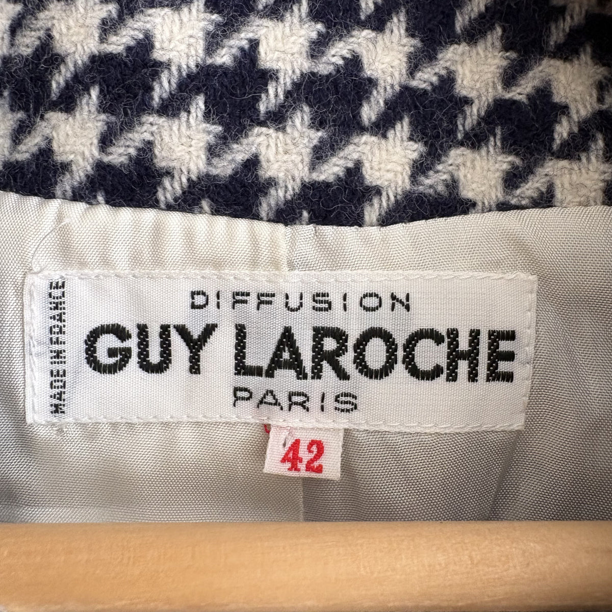 Guy Laroche Diffusion | Vintage 80s 90s Houndstooth Jacket | Navy Cream | UK 14
