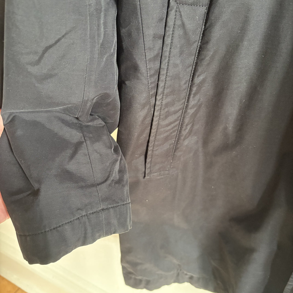 Hugo Boss | Black Long Car Coat Mac | Wool Lined | Minimalist Menswear 42R M/L