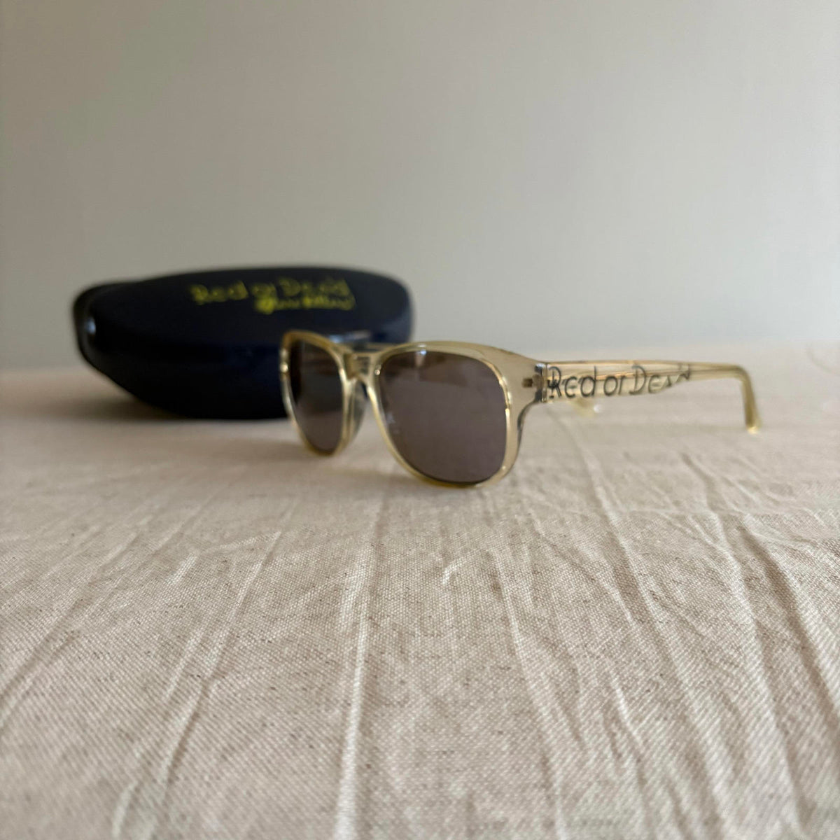 Red or Dead Vintage Y2K Sunglasses – Clear Yellow Frame – Original Case