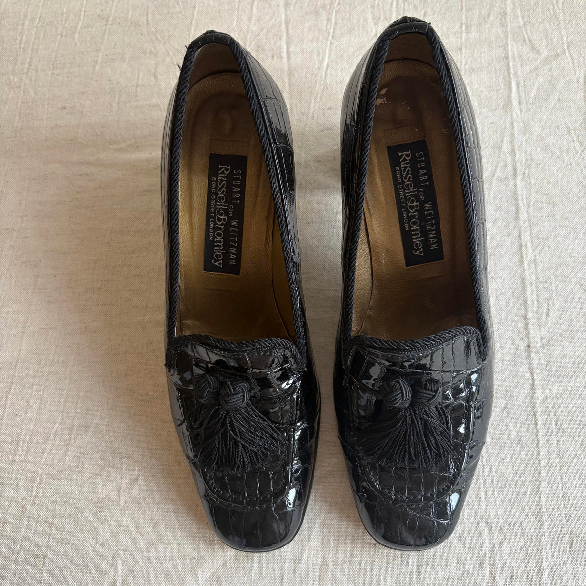 Russell & Bromley Tassel Court Shoes – Black Croc-Effect Leather – Size UK 4