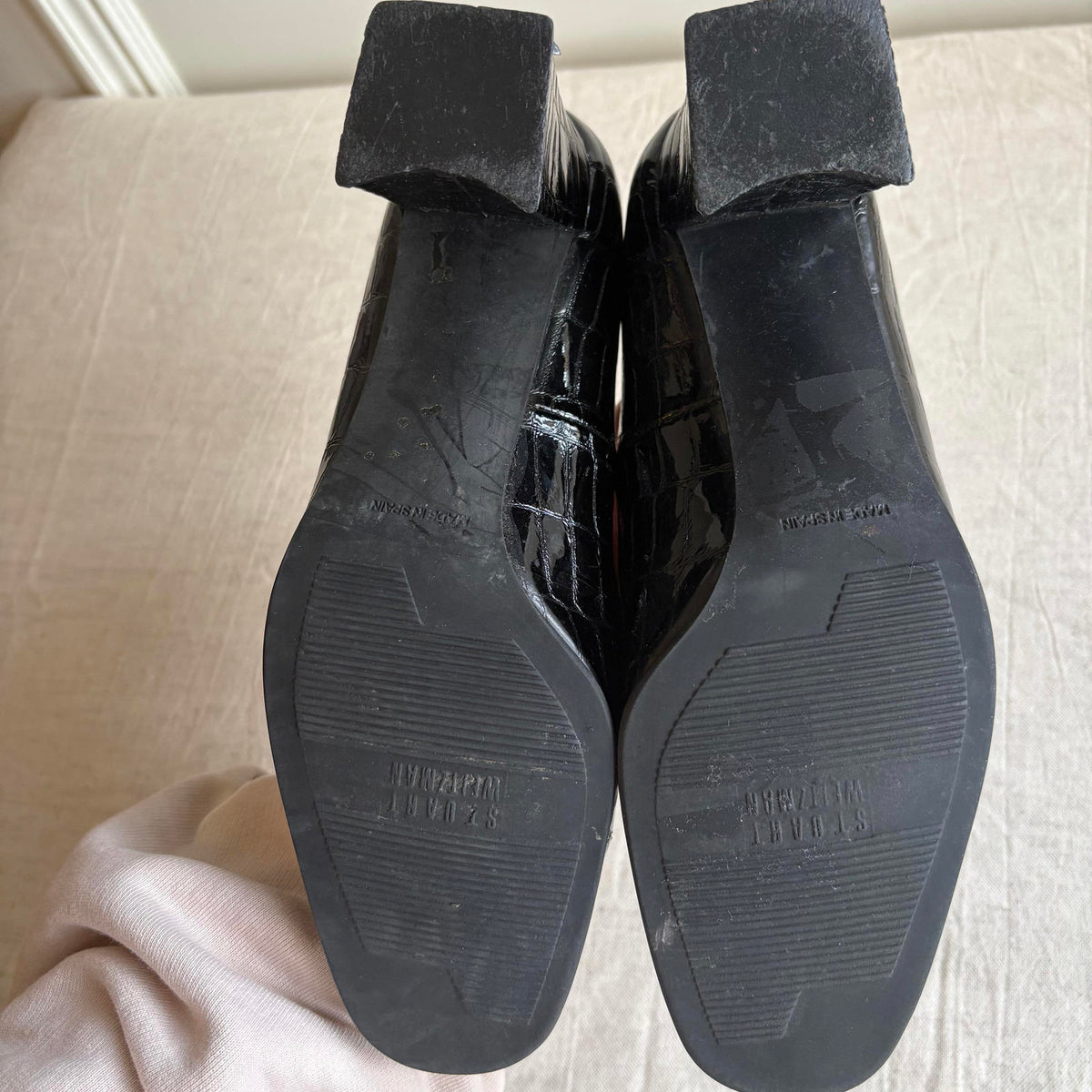 Russell & Bromley Tassel Court Shoes – Black Croc-Effect Leather – Size UK 4