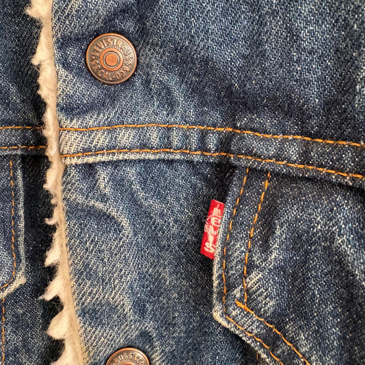 Levi’s 70608 Sherpa Trucker Jacket in 36R | 1980s USA Made | Vintage Coyboy