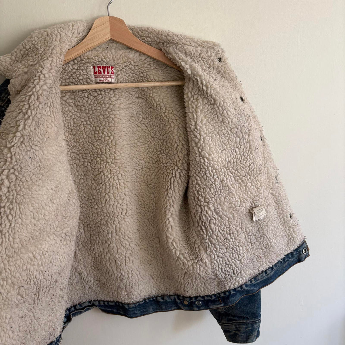 Levi’s 70608 Sherpa Trucker Jacket in 36R | 1980s USA Made | Vintage Coyboy