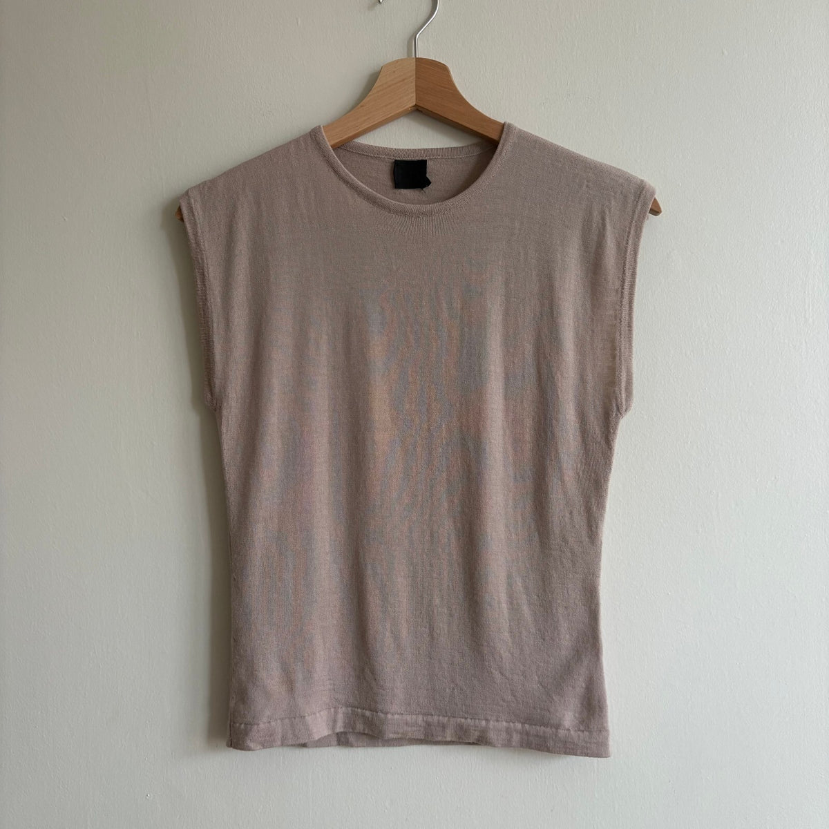 Vintage 1990s Harvey Nichols 100% New Wool Sweater Vest in Stone Beige – Size S