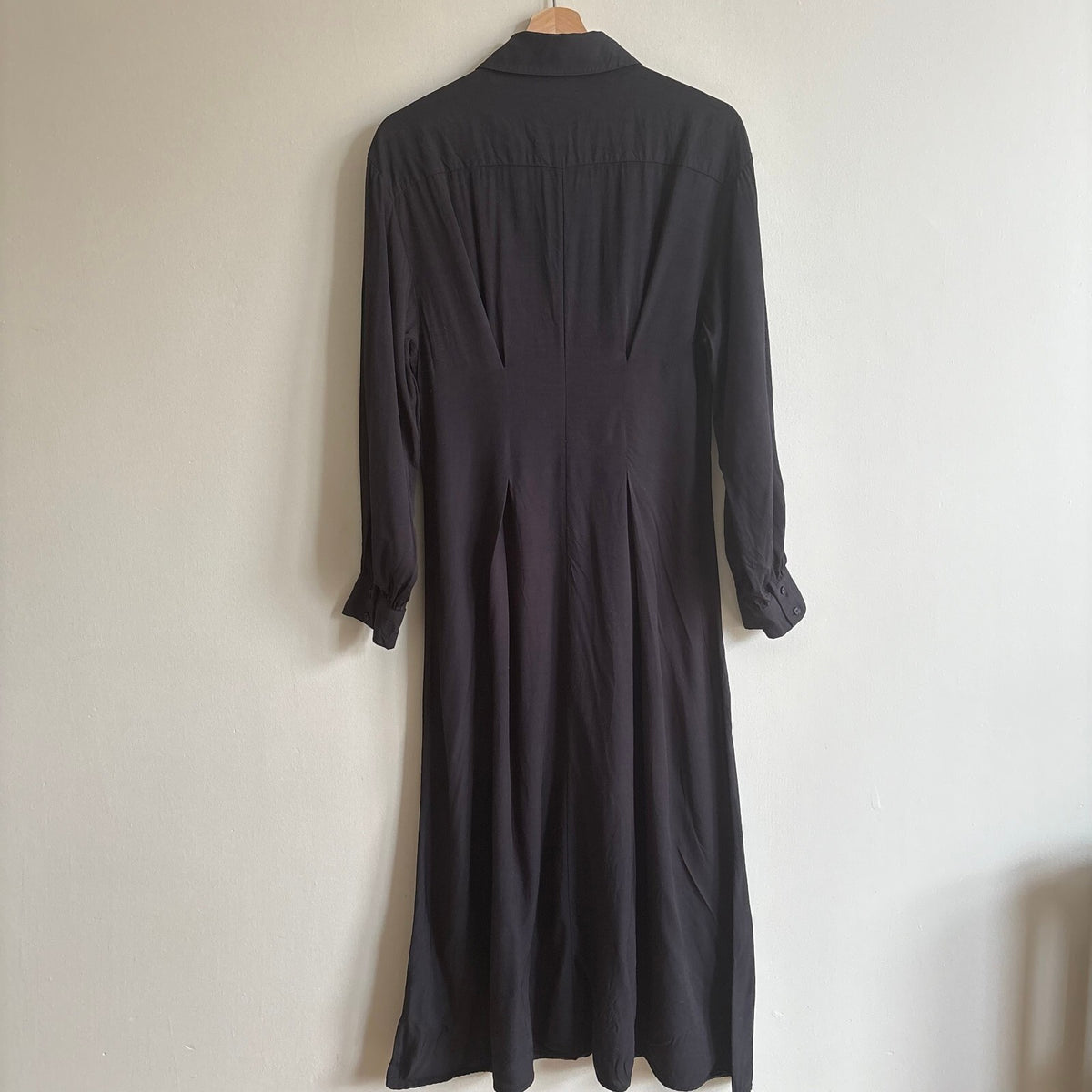 H&M | Maxi Shirt Dress in Black | Dark Academia, dark romance, gothic | UK 10