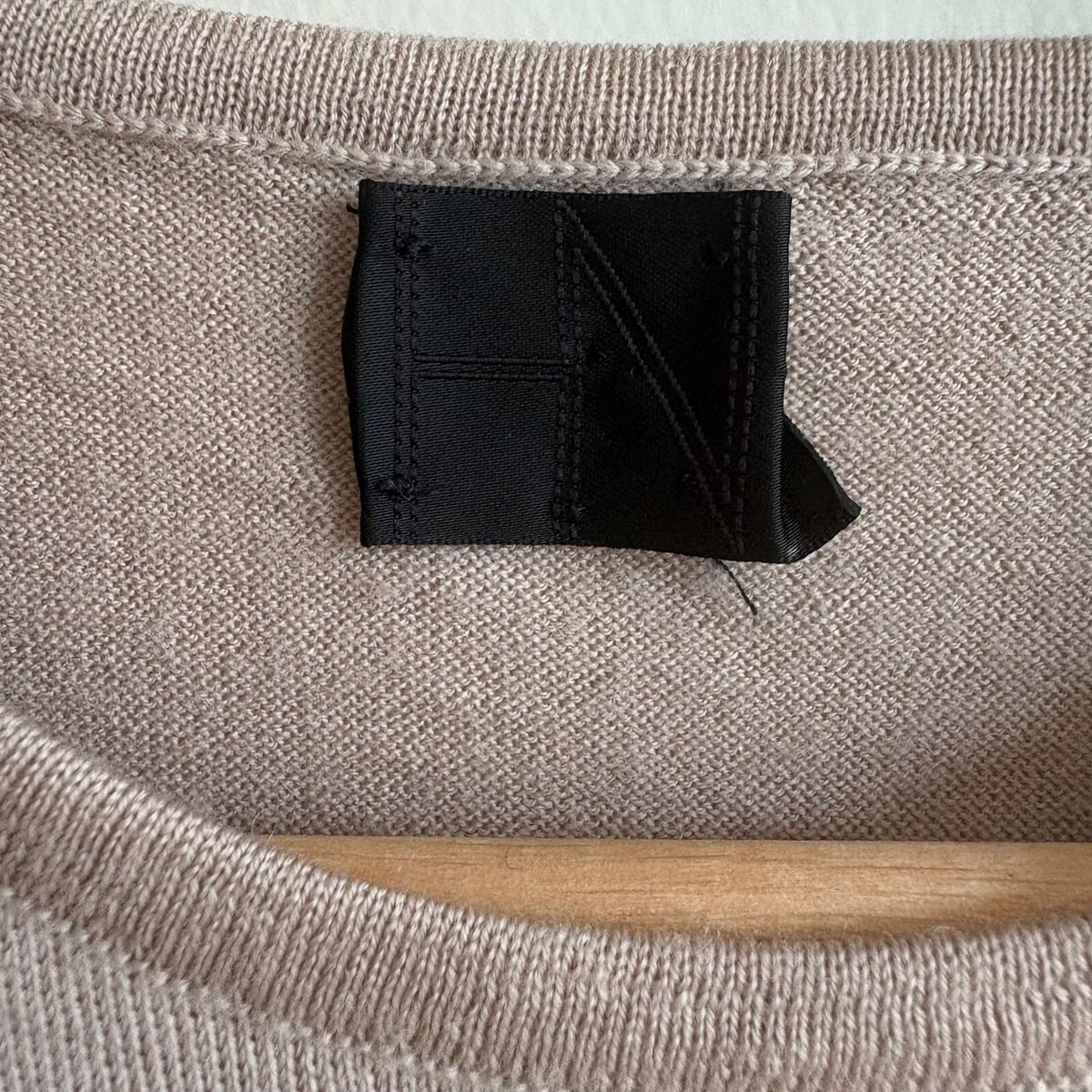Vintage 1990s Harvey Nichols 100% New Wool Sweater Vest in Stone Beige – Size S